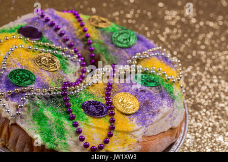 King Cake sur Gold Glitter Banque D'Images