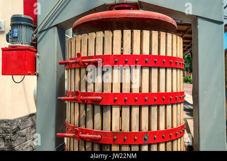 Close-up image de presse en bois pour la fabrication du vin Banque D'Images