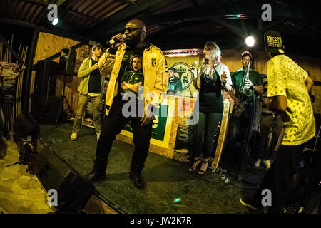 Ritchie chanteur jamaïcain Stephens sur scène à Milan le 25 juillet 2017 Banque D'Images