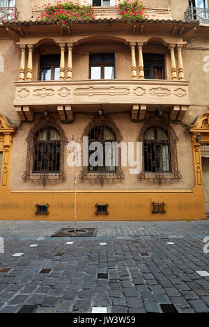 Façade de l'ancien bâtiment dans Barrio Paris-Londres, Santiago, Chili, Amérique du Sud Banque D'Images