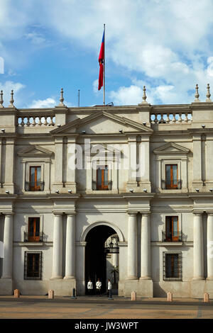 En dehors des gardiens de la Moneda (Palais présidentiel), Plaza de la Constitución, Santiago, Chili, Amérique du Sud Banque D'Images