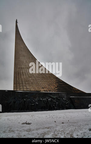 'Stella' monument à Moscou pour l'astronautique et les scientifiques. Banque D'Images