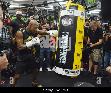 Las Vegas, Nevada, USA. 10 août, 2017. Le boxeur Floyd Mayweather jr Las Vegas accueille l'entraînement de l'avant des médias son prochain combat avec MMA fighter Connor McGregor à Mayweather Boxing Club le 10 août 2017 à Las Vegas, Nevada Crédit : Marcel Thomas/ZUMA/Alamy Fil Live News Banque D'Images