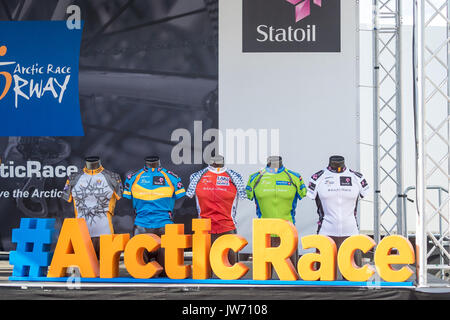 Photo à partir de l'Arctique des Noway annuel. Une compétition cycliste sur 4 jours dans la partie nord de la Norvège. Les cyclistes du monde entier en pro, continental et des équipes d'amateurs en compétition chaque année. Banque D'Images