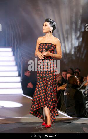 Manchester, UK. 11 août 2017. Emma Willis présente la deuxième expulsion Celebrity Big Brother à Elstree Studios, Borehamwood, Herts, UK, 11 août 2017 Credit : Nathan Hulse/Alamy Live News Banque D'Images