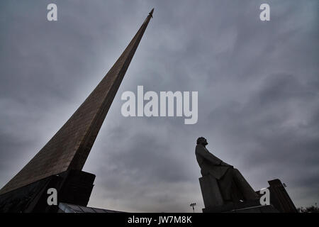 'Stella' monument à Moscou pour l'astronautique et les scientifiques. Banque D'Images