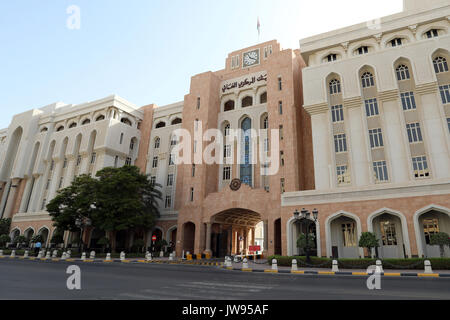 La Banque centrale d'Oman s'appuyant sur Markzi Al Tijari Mutrah street dans le district de Jounieh, Muscat, Oman, le 7 août 2017. Banque D'Images