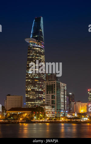 Le centre-ville de Saigon, Skyline avec Bitexo Tower, District 1, Crépuscule, Ho Chi Minh City, Vietnam Banque D'Images