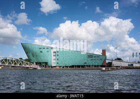 Le Centre des sciences NEMO à Osterdok, Amsterdam, Hollande du Nord, Pays-Bas Banque D'Images