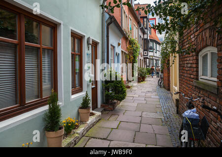 BREMEN, ALLEMAGNE - 16 Apr 2016 : maisons colorées dans la ville historique de Schnoorviertel à Brême, Allemagne Banque D'Images