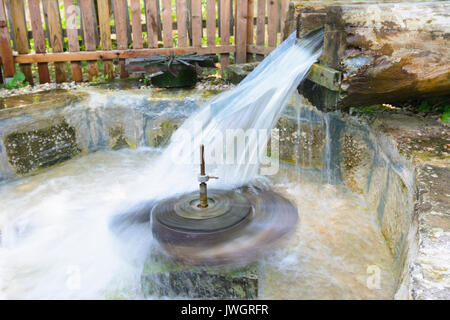 Kugelmühle, Steinmühle (moulin de pierres, ball mill) dans Fürstenbrunn, Grödig, Flachgau, Salzbourg, Autriche Banque D'Images