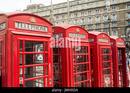 Le K6 - Le Téléphone rouge Boîte conçue par Sir Giles Gilbert Scott Banque D'Images