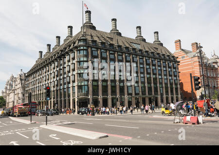 La façade extérieure de Portcullis House, Westminster, Londres, Royaume-Uni, Banque D'Images