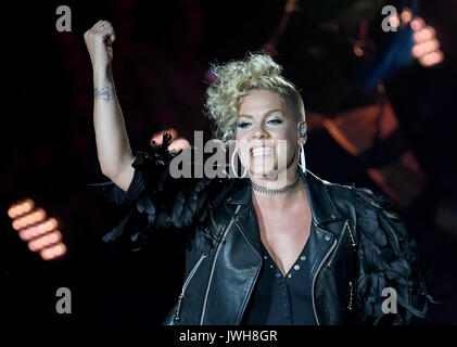 Berlin, Allemagne. Août 11, 2017. La chanteuse pop américaine effectue sur la Waldbühne Rose ('Forest Scène") à Berlin, Allemagne, le 11 août 2017. Photo : Britta Pedersen/dpa-Zentralbild/dpa/Alamy Live News Banque D'Images