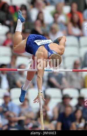 Lonodn, UK. 12 août, 2017. JanekÊÍIGLANE (EST) dans le perche décathlon hommes. Championnats du monde d'athlétisme de l'IAAF. Stade olympique de Londres. Queen Elizabeth Olympic Park. Stratford. Londres. UK. 12/08/2017. Credit : Sport en images/Alamy Live News Banque D'Images