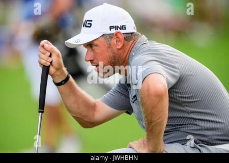 Charlotte, Caroline du Nord, USA. 12Th Aug 2017. Lee Westwood golfeur pendant le championnat de la PGA, le samedi 12 août 2017 à Quail Hollow à Charlotte, NC. Jacob Kupferman/CSM Crédit : Cal Sport Media/Alamy Live News Banque D'Images