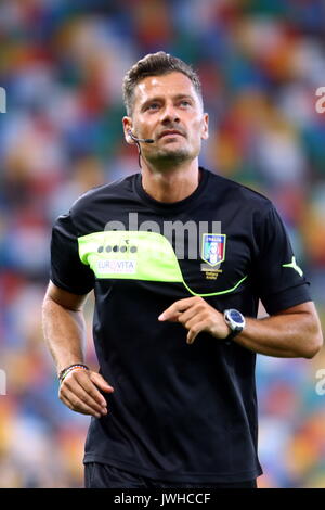 Udine, Frioul-Vénétie Julienne. 12Th Aug 2017. L'Italie, Udine : Arbitre Piero Giacomelli ressemble avant que le TIM CUP match de football entre l'Udinese Calcio Frosinone Calcio v à Dacia Arena Stadium le 12 août, 2017. Credit : Andrea Spinelli/Alamy Live News Banque D'Images