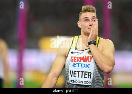 Londres, Royaume-Uni. 12 août 2017. Johannes Vetter (GER) remporte la finale du javelot hommes au stade de Londres, au jour 9 des Championnats du monde IAAF 2017 à Londres. Deuxième Jakub Vadlejch (CZE), troisième Petr Frydrych (CZE). Crédit : Stephen Chung / Alamy Live News Banque D'Images