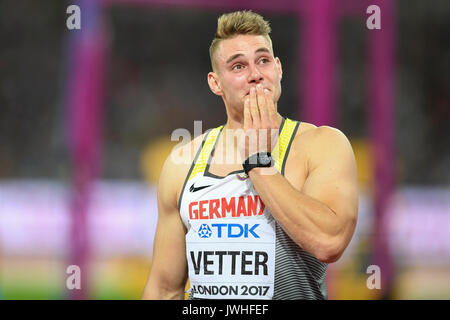 Londres, Royaume-Uni. 12 août 2017. Johannes Vetter (GER) remporte la finale du javelot hommes au stade de Londres, au jour 9 des Championnats du monde IAAF 2017 à Londres. Deuxième Jakub Vadlejch (CZE), troisième Petr Frydrych (CZE). Crédit : Stephen Chung / Alamy Live News Banque D'Images