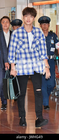 Jae-Joong, JYJ, Août 12, 2017, Tokyo, Japon : chanteur coréen Kim Jae-Joong de JYJ arrive à l'Aéroport International de Tokyo à Tokyo, Japon, le 12 août 2017. Credit : AFLO/Alamy Live News Banque D'Images