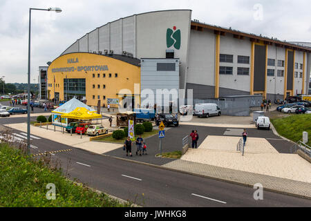 Bielsko-Biala, Pologne. 12Th Aug 2017. Salons de l'automobile international - MotoShow Bielsko-Biala. Bâtiment principal. Credit : Lukasz Obermann/Alamy Live News Banque D'Images