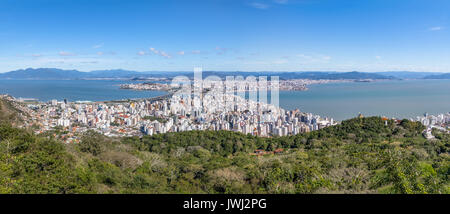 Vue panoramique vue aérienne du centre ville de Florianopolis Ville - Florianopolis, Santa Catarina, Brazia Banque D'Images