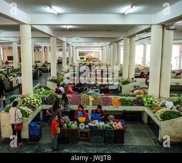 Thimphu, Bhoutan - Aug 29, 2015. Vue d'un marché rural à Thimphu, Bhoutan. Le Bhoutan est géopolitiquement en Asie du sud est et la région deuxième moins popul Banque D'Images