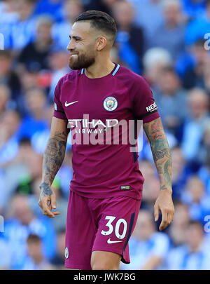 Nicolas Otamendi de Manchester City lors du match de la Premier League au stade AMEX de Brighton. APPUYEZ SUR ASSOCIATION photo. Date de la photo: Samedi 12 août 2017. Voir PA Story FOOTBALL Brighton. Le crédit photo devrait se lire comme suit : Gareth Fuller/PA Wire. RESTRICTIONS : aucune utilisation avec des fichiers audio, vidéo, données, listes de présentoirs, logos de clubs/ligue ou services « en direct » non autorisés. Utilisation en ligne limitée à 75 images, pas d'émulation vidéo. Aucune utilisation dans les Paris, les jeux ou les publications de club/ligue/joueur unique. Banque D'Images