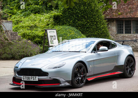 ASTON MARTIN VANTAGE GT8 2017 Banque D'Images