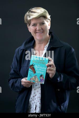 Auteur et communicateur Clare Balding au Edinburgh International Book Festival 2017 où elle a présenté son premier livre pour enfants Le cheval qui ne serait pas au galop. Banque D'Images