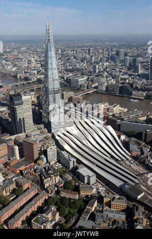 Vue aérienne de la Station London Bridge et d'échardes Banque D'Images