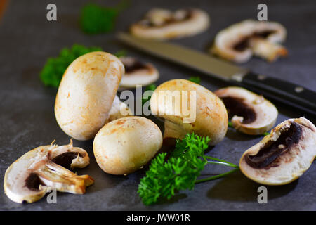 Être prêt à manger des champignons Banque D'Images