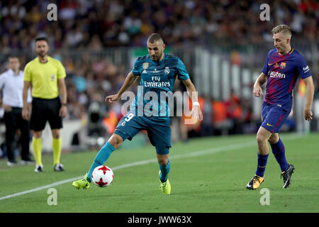 Barcelone, Espagne. 13e Août 2017. Karim Benzema du Real Madrid en Espagne durant la Super Cup match de football entre le FC Barcelone et le Real Madrid le 13 août 2017 au Camp Nou à Barcelone, Espagne. Credit : Manuel Blondeau/ZUMA/Alamy Fil Live News Banque D'Images