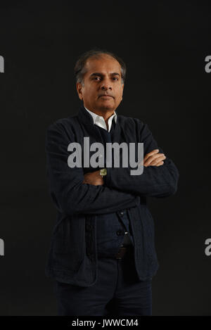 Edinburgh, Ecosse, Royaume-Uni. 14Th Aug 2017. Edinburgh International Book Festival 2017. 14 août 2017. Sunil Khilnani auteur d'incarnations : l'Inde à 50 vies. Crédit : Stuart Cobley/Alamy Live News Banque D'Images