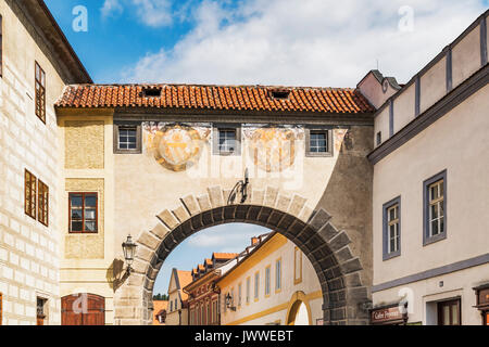 Le canal de liaison sur le Latran allée entre le château et le monastère, Cesky Krumlov, Bohême, Jihocesky kraj, République Tchèque, Europe Banque D'Images