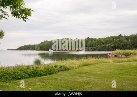 D'un lac près de l'Île Panmure Island au Canada Banque D'Images