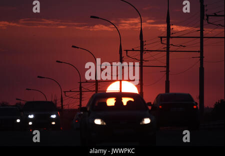 Astrakhan, Russie. Pont sur la Volga à Astrakhan, Russie Banque D'Images