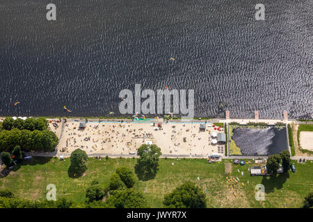 Seaside Beach Baldeney, baignant dans la Ruhr, la natation dans Baldeneysee, plage, beach volley-ball, escalade, plage de sable fin, Cross-Fit, Football, Hot Rod, peut Banque D'Images