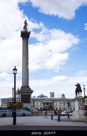 La colonne Nelson, Trafalgar Square, London Banque D'Images