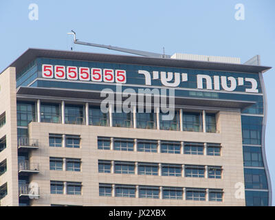 Le 11 août 2017. Bituach Yahsir Insurance Company siège à Petah Tikva Israël. Banque D'Images