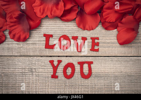 Texte romantique sur les bureaux en bois Banque D'Images