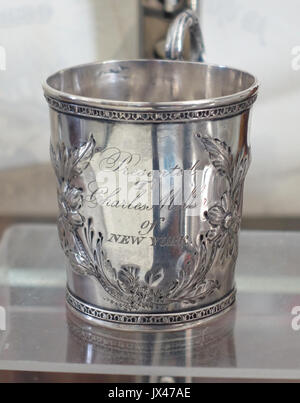 Présentation cup, ville et Witherell orfèvres, Montpelier VT, actif à partir de 1838, de l'argent 1845 Musée de Bennington Bennington, VT DSC08696 Banque D'Images