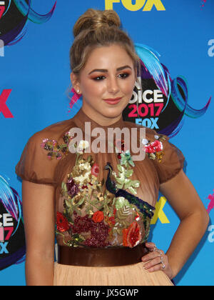 Los Angeles, CALIFORNIE, États-Unis. 13 août 2017. 13 août 2017 - Los Angeles, Californie - Chloe Lukasiak. Teen Choice Awards 2017 arrivées au Galen Center de Los Angeles. Crédit photo : AdMedia crédit : AdMedia/Alamy Live News Banque D'Images