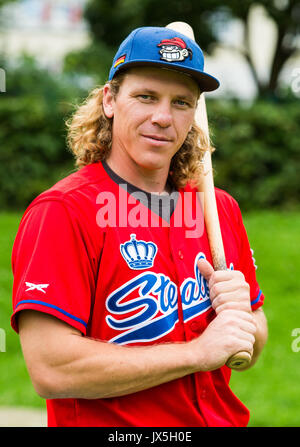 Hambourg, Allemagne. 24 juillet, 2017. Le célèbre joueur de baseball à partir de Hambourg, Michael 'Mitch' Franke, posant pour l'appareil photo à Hambourg, Allemagne, 24 juillet 2017. L'ancien joueur de l'Allemagne Hambourg propose des programmes renifleurs de camps pour enfants à Hambourg. Photo : Christophe Gateau/dpa/Alamy Live News Banque D'Images