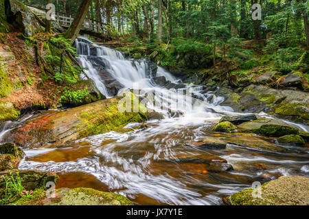 Potts falls sont situés dans le district de Muskoka, près de la ville de Bracebridge Canada. Banque D'Images