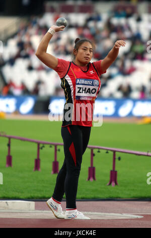 Yuping ZHAO de Chine dans le Women's Lancer du poids F12 à la finale des Championnats du monde à Londres 2017 Para Banque D'Images