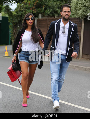 Fabresgas Cesc et Daniella Semaan arrivant à Wimbledon avec Cesc Fabregas : Daniella Semaan, où : London, Royaume-Uni Quand : 16 Juil 2017 Credit : Rocky/WENN.com Banque D'Images