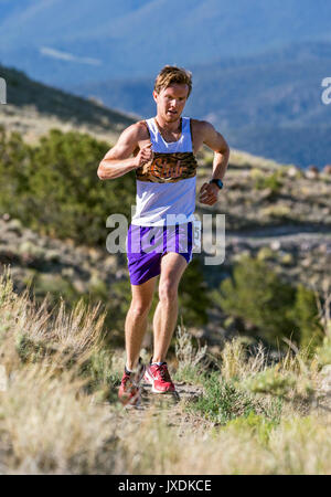 Coureurs homme Fibark la concurrence sur le sentier du Festival ; run ; Salida Colorado ; USA Banque D'Images