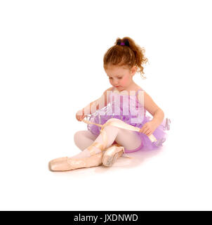 Petite danseuse de ballet Chaussures à Pointe dressup jeu Banque D'Images