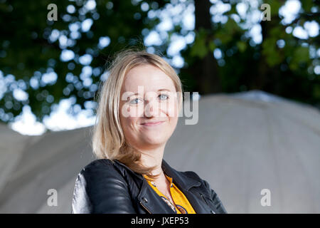 Edinburgh, Royaume-Uni. 16 août 2017. Laura Barnett, l'auteur et journaliste britannique, apparaissant à l'Edinburgh International Book Festival. Gary Doak / Alamy Live News Banque D'Images